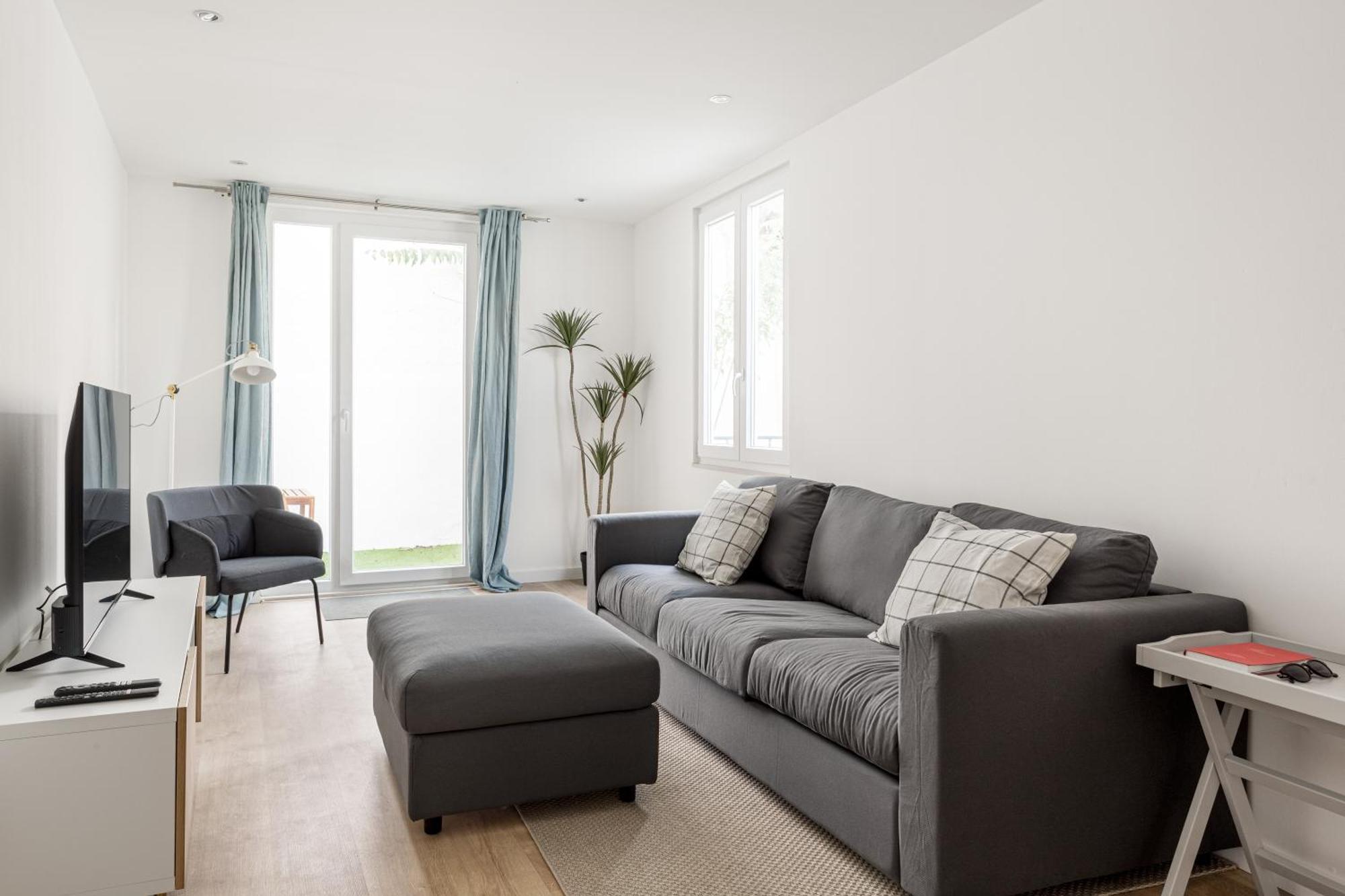 Joivy Minimalistic Apt W Patio In Principe Real Lisboa Екстериор снимка